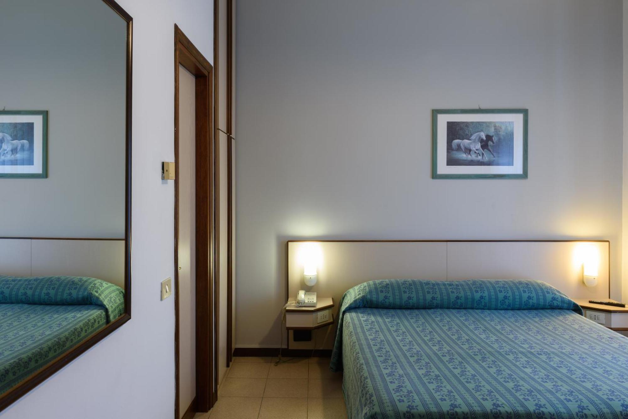 Italie Et Suisse Hotel